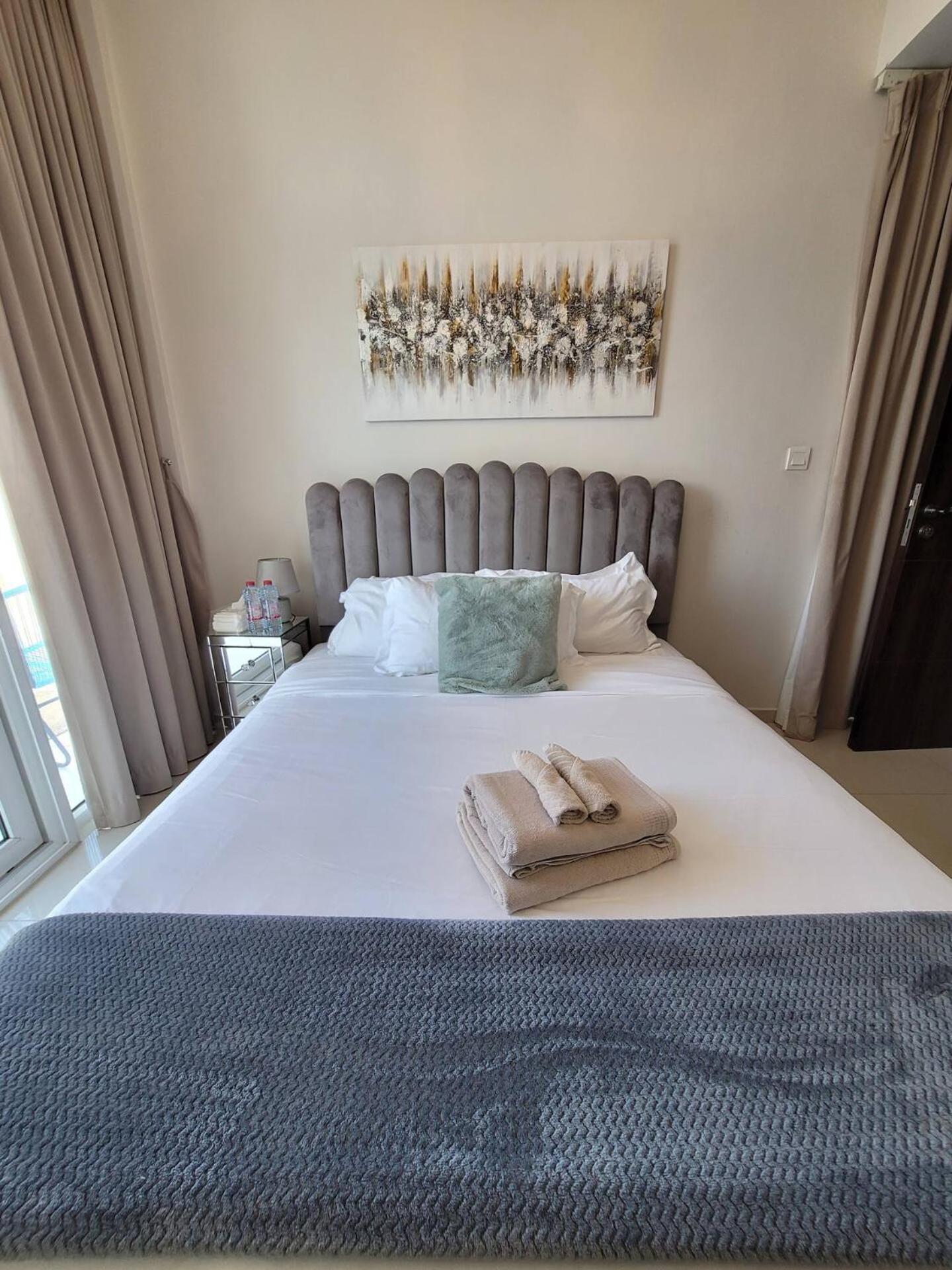 Villa Victoria Damac Hills 2 Family Retreat With Waterpark And Petting Farm Dubai Buitenkant foto